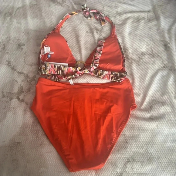 Bleu Rod Beattie Free Spirit Ring Halter Top and High Waist Bikini Bottom Sz 6 - Picture 7 of 8